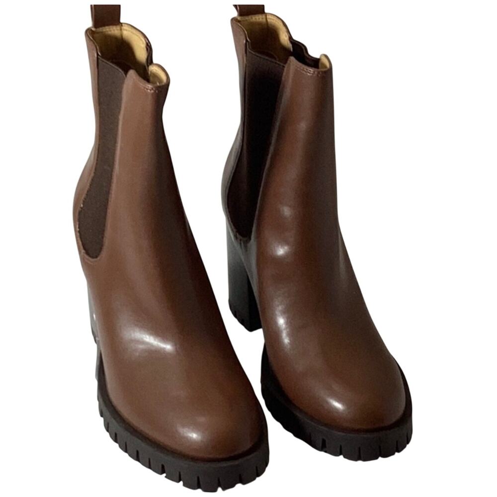 Nine West Forme Chelsea Lug Sole Booties Size 11M